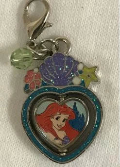 Disney Dangle Charm - Charmed In The Park - Ariel Heart With Shell